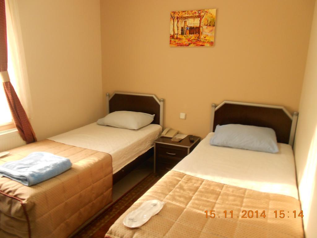 Yasar Hotel Sultandagi Room photo