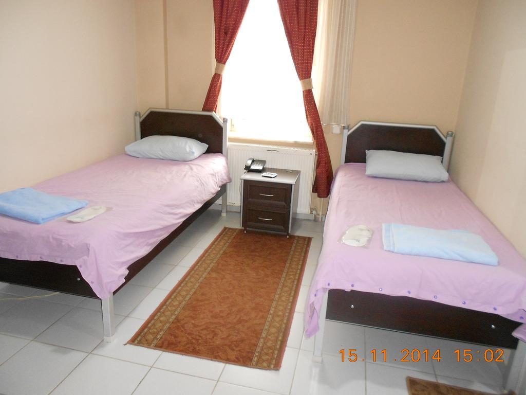 Yasar Hotel Sultandagi Room photo