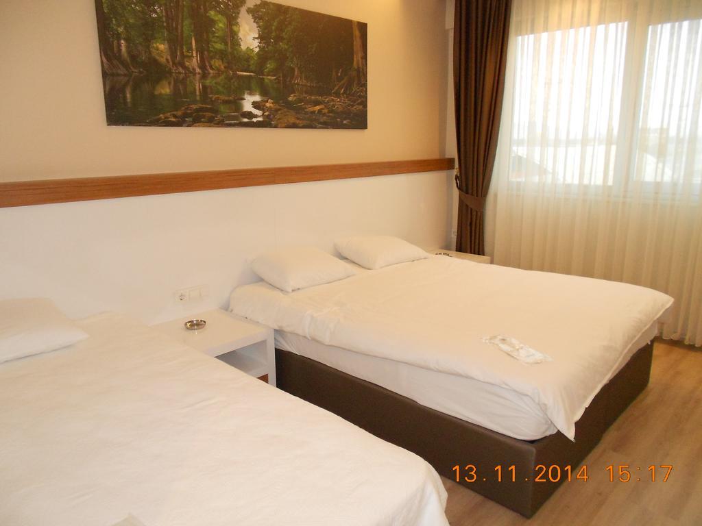Yasar Hotel Sultandagi Room photo