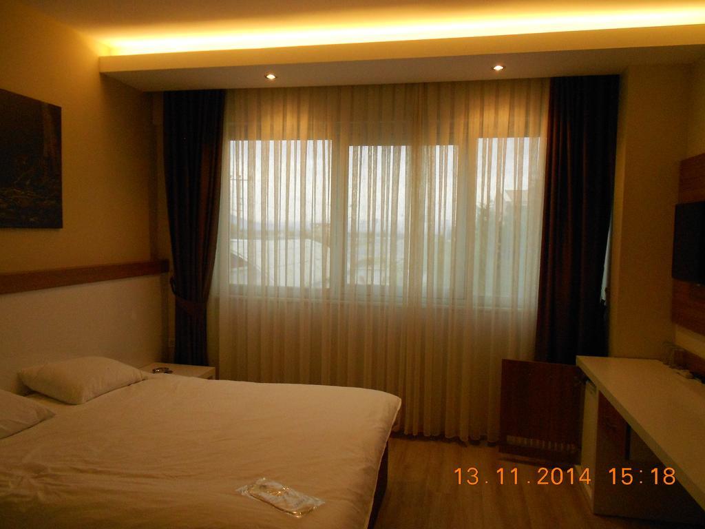Yasar Hotel Sultandagi Room photo