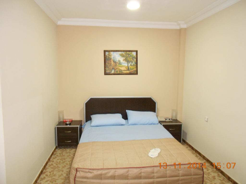 Yasar Hotel Sultandagi Room photo