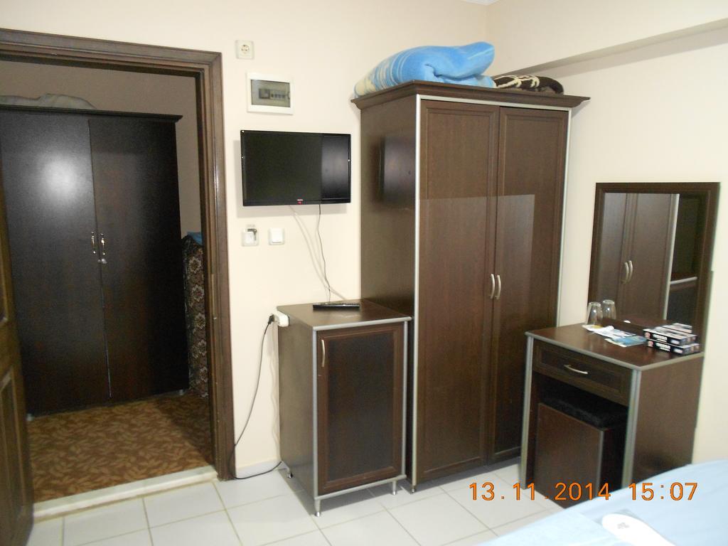 Yasar Hotel Sultandagi Room photo