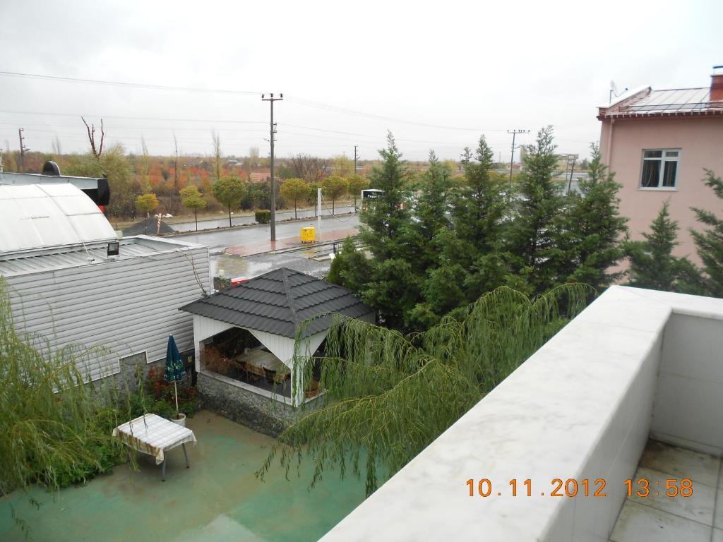 Yasar Hotel Sultandagi Exterior photo
